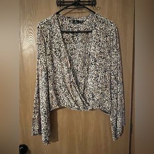 Volcom long sleeve (wide sleeve) top